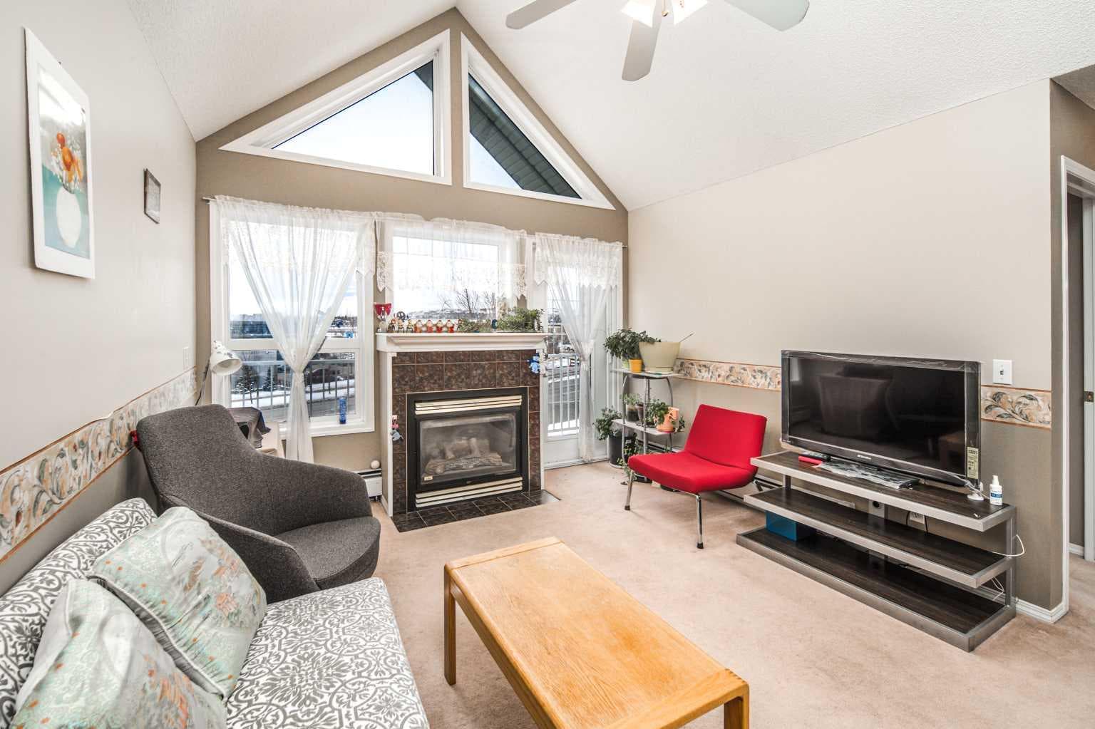 313, 7 Harvest Gold Manor NE — photo 4