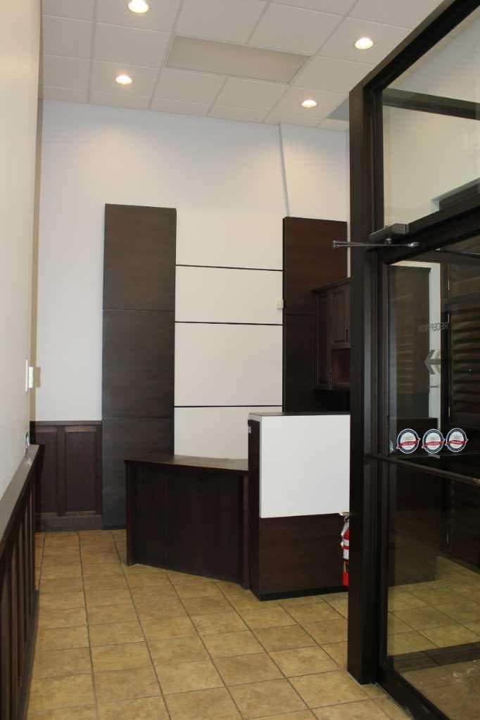 104 and 105, 2201 Box Springs Boulevard NW — photo 3
