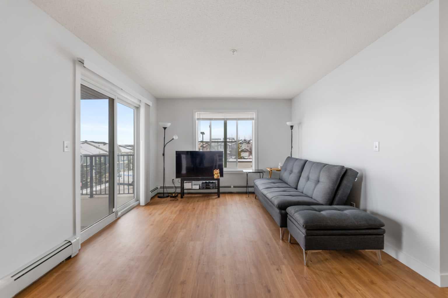 224, 195 Kincora Glen Road NW — photo 4