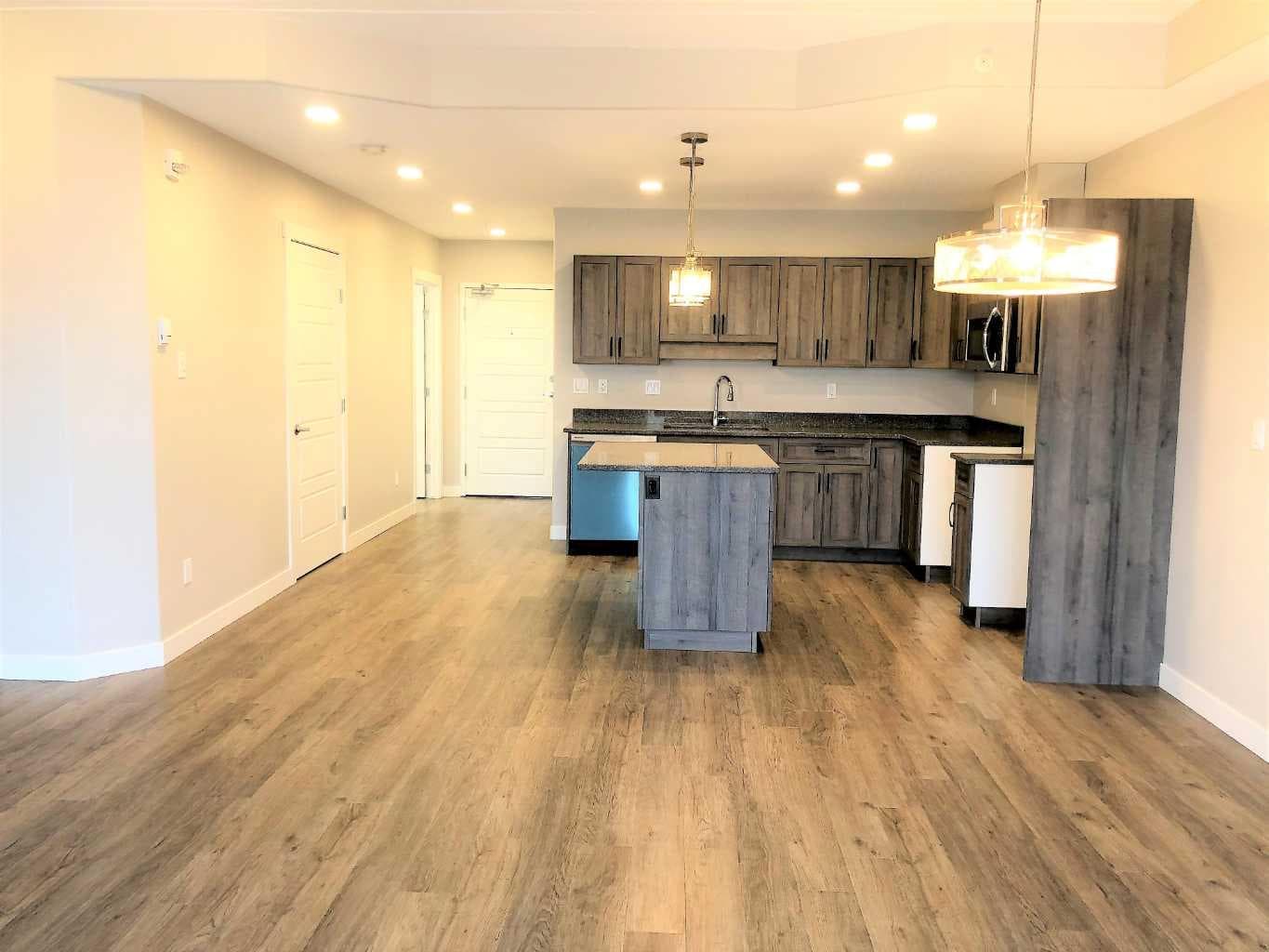 205, 499B Meadow Lake Court E — photo 3