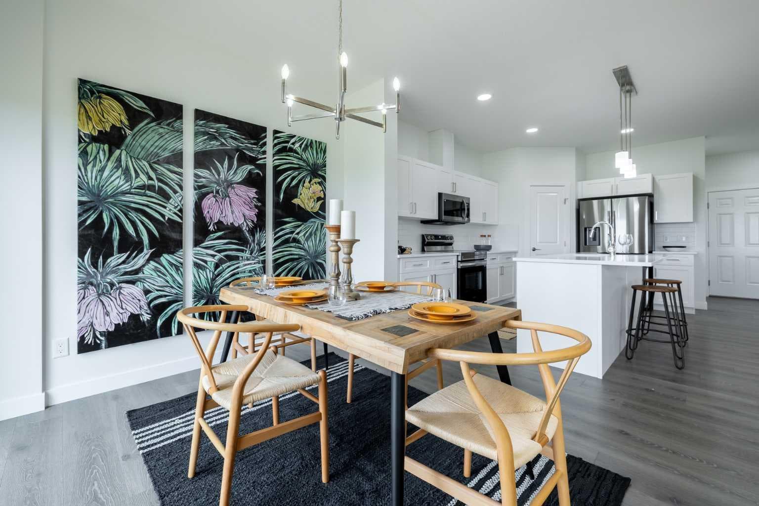 300 Edgefield Close — photo 1