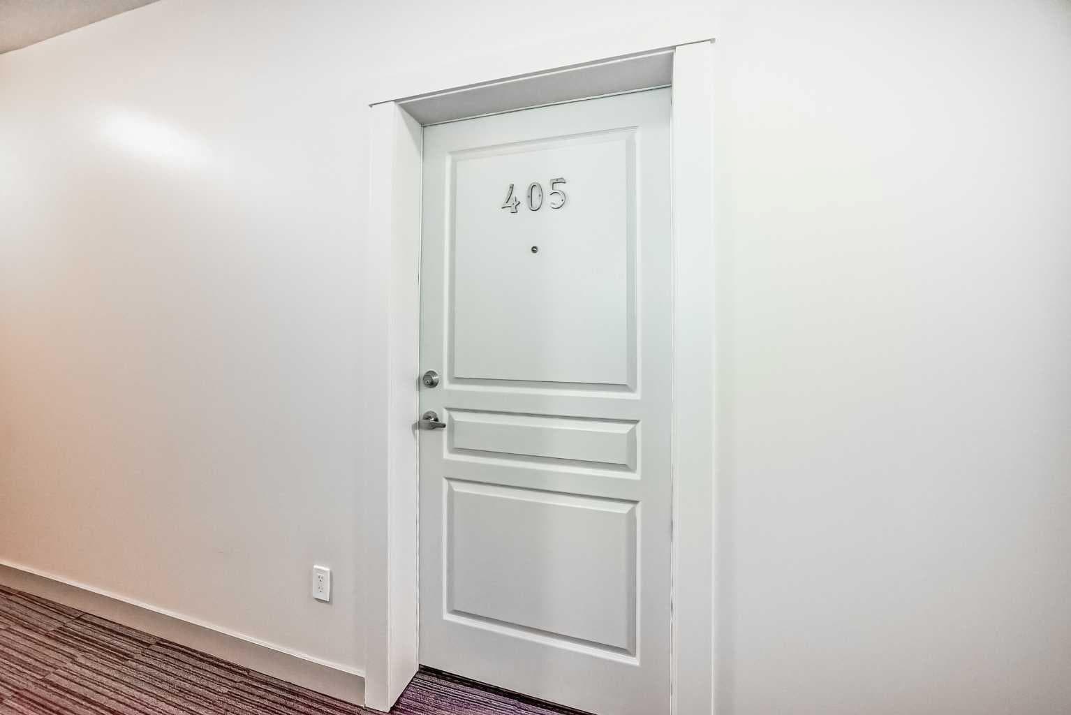 405, 2300 Evanston Square — photo 4