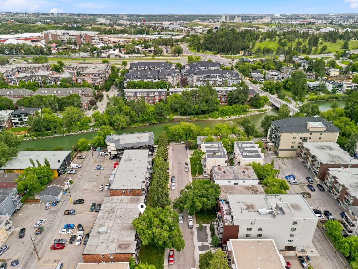 102, 120 24 Avenue SW — photo 3