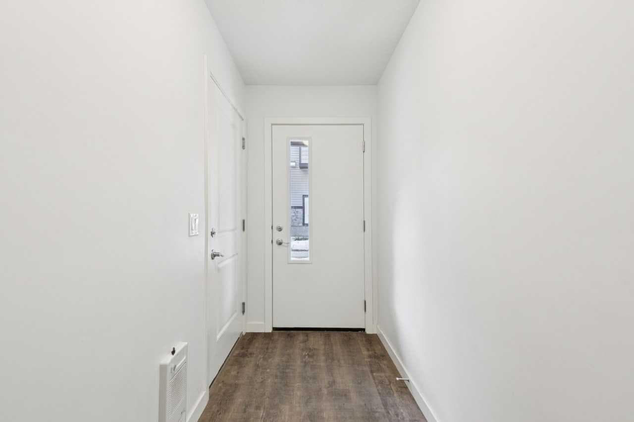 403, 850 Belmont Drive SW — photo 1