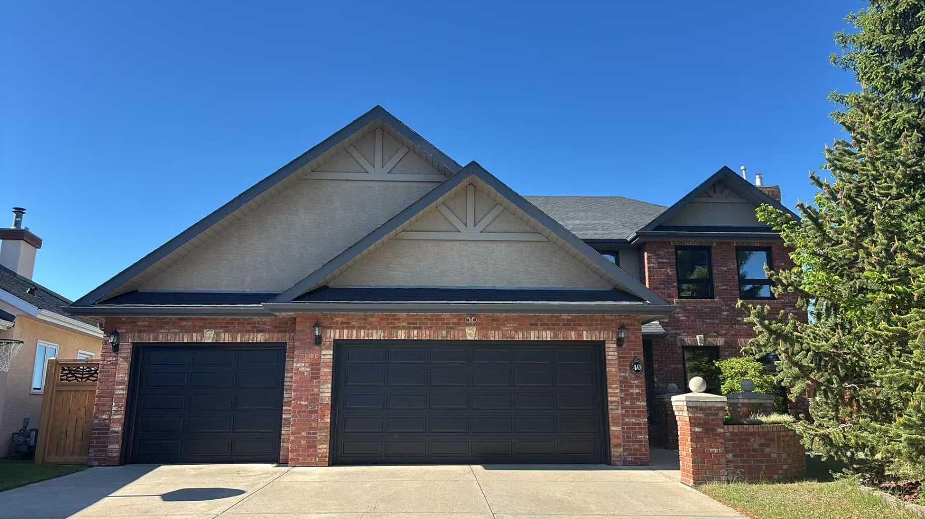 40 Christie Cairn Square SW — photo 1