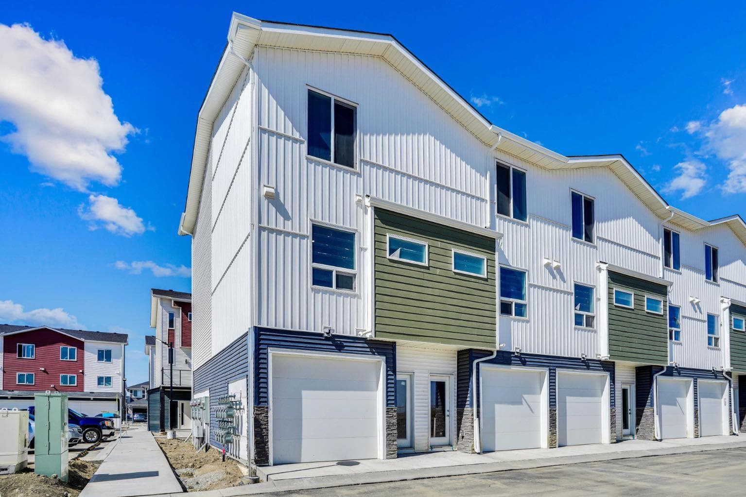 304 Red Sky Villas NE — photo 2