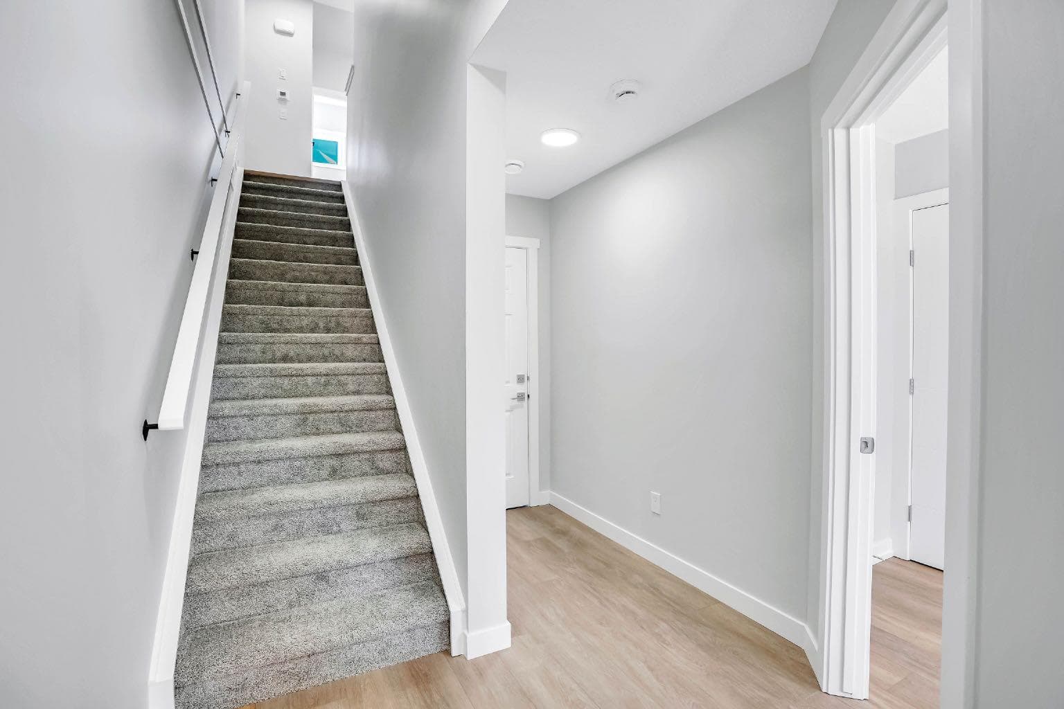 304 Red Sky Villas NE — photo 4
