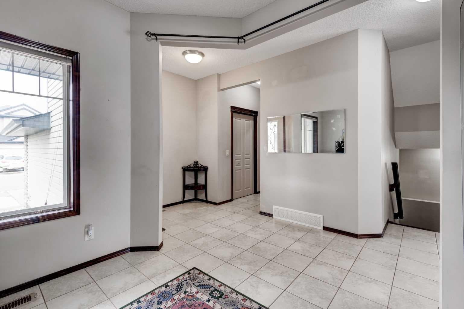 42 Everoak Green SW — photo 5