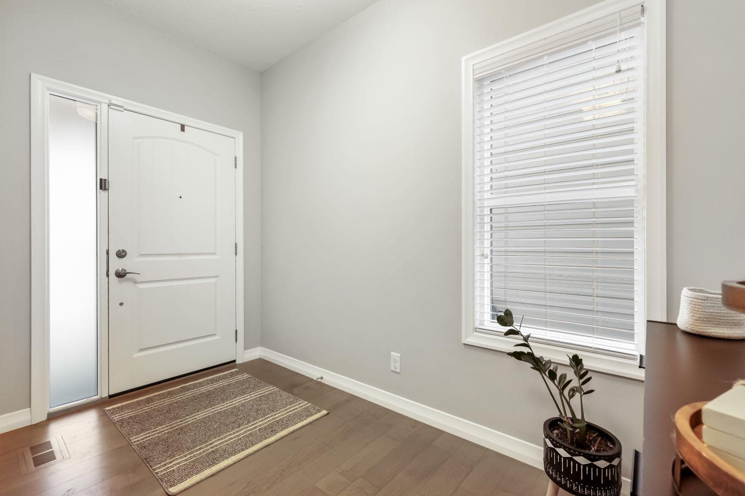 370 Magnolia Heath SE — photo 3