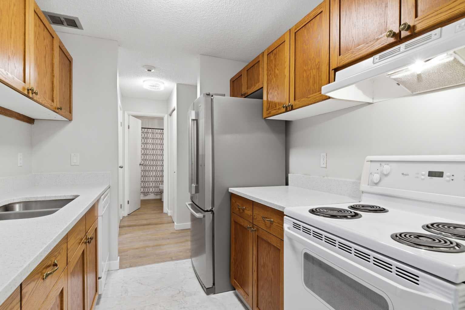 310, 550 Westwood Drive SW — photo 4