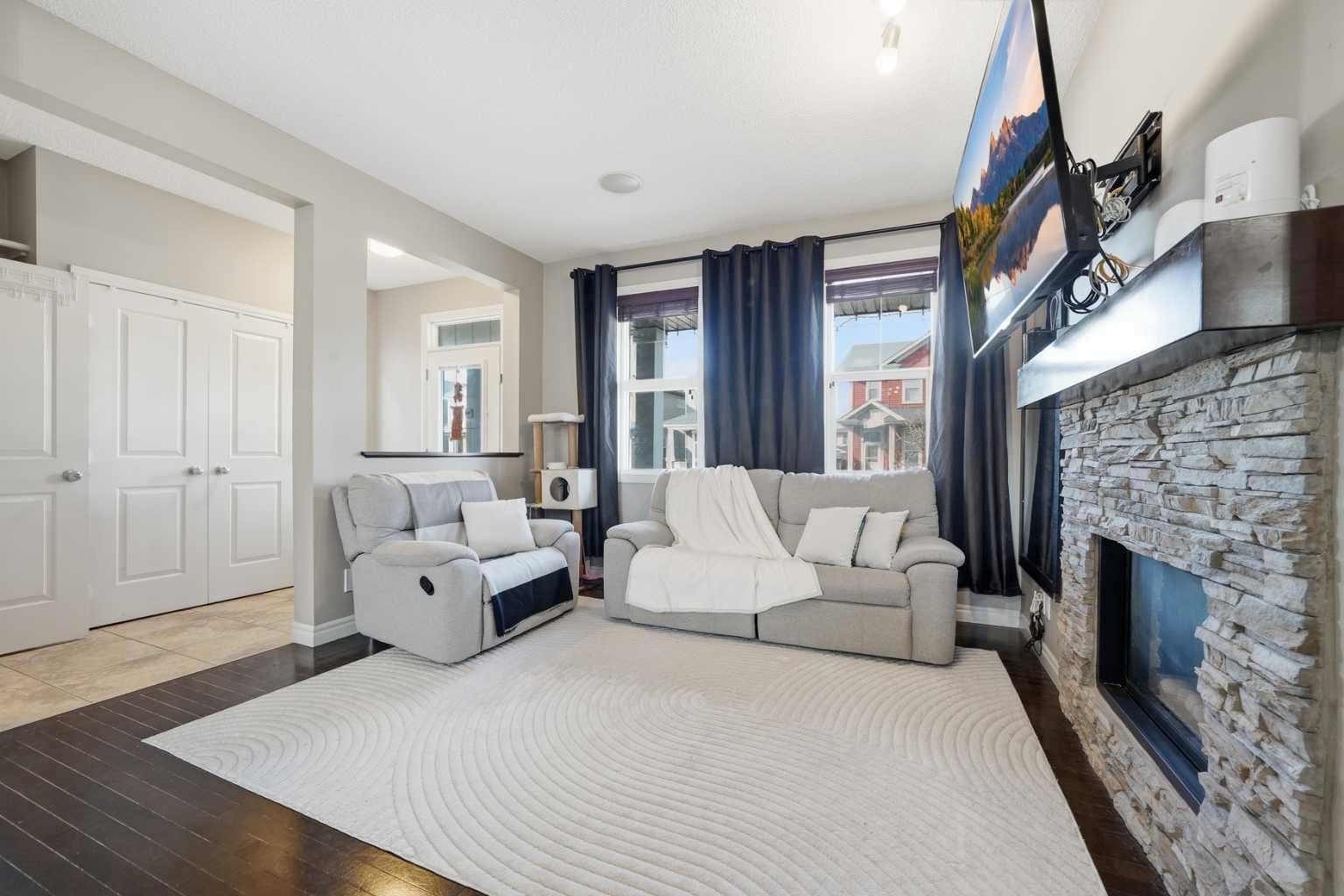 67 Evanspark Road NW — photo 4