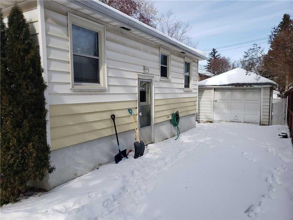 428 32 Avenue NW — photo 4