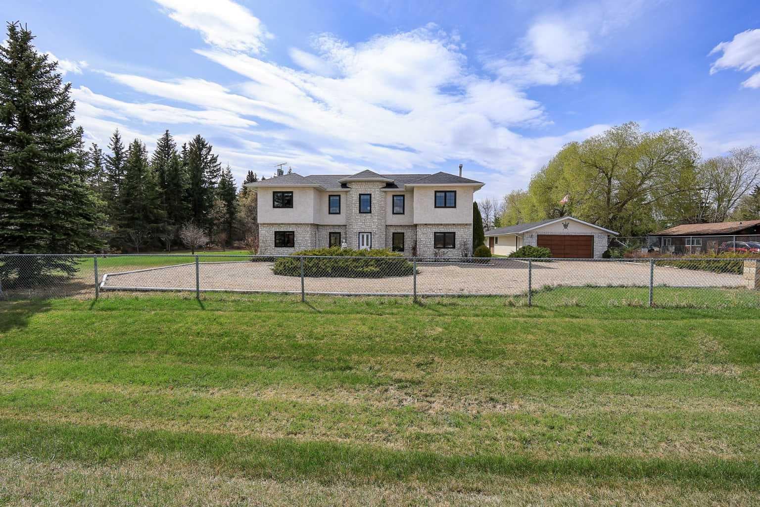 10, 27501 Township Road 374 — photo 1