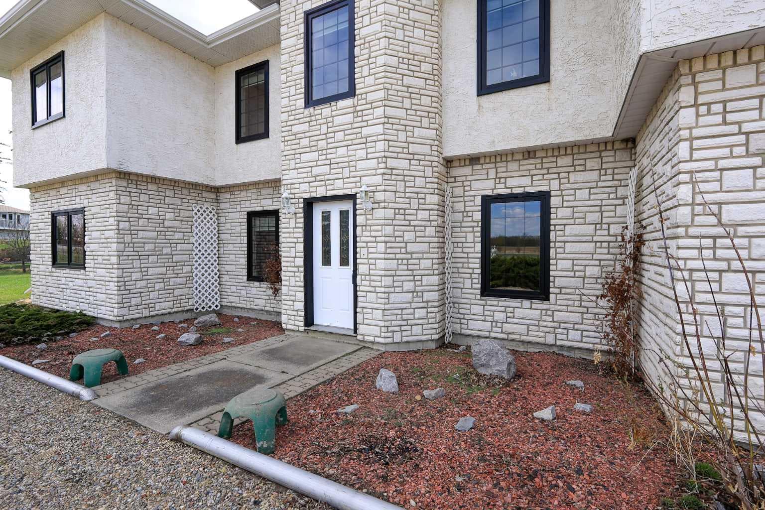 10, 27501 Township Road 374 — photo 3