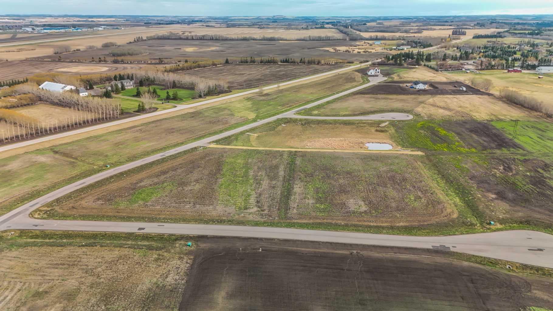 67, 28163 Township Road 374 — photo 1