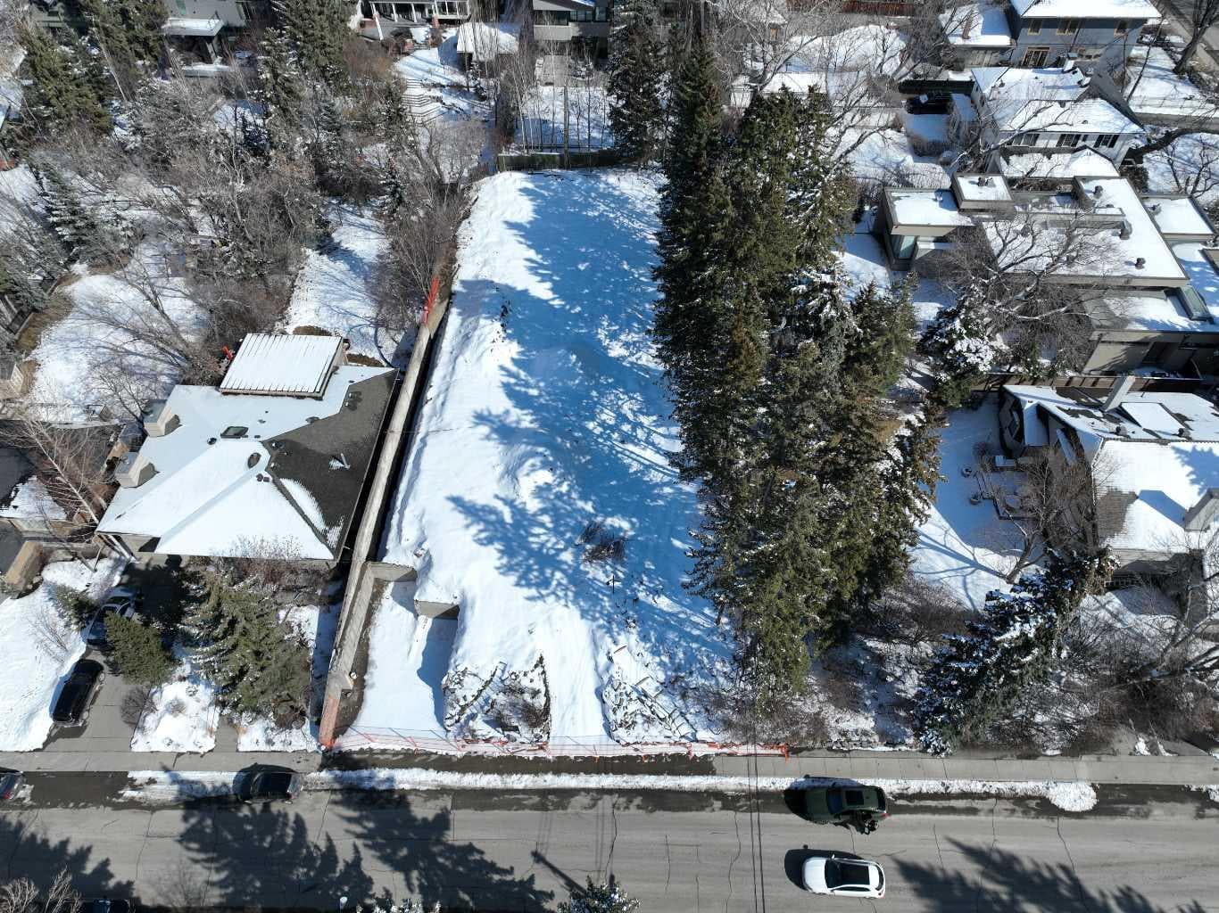 2222 12 Street SW — photo 1