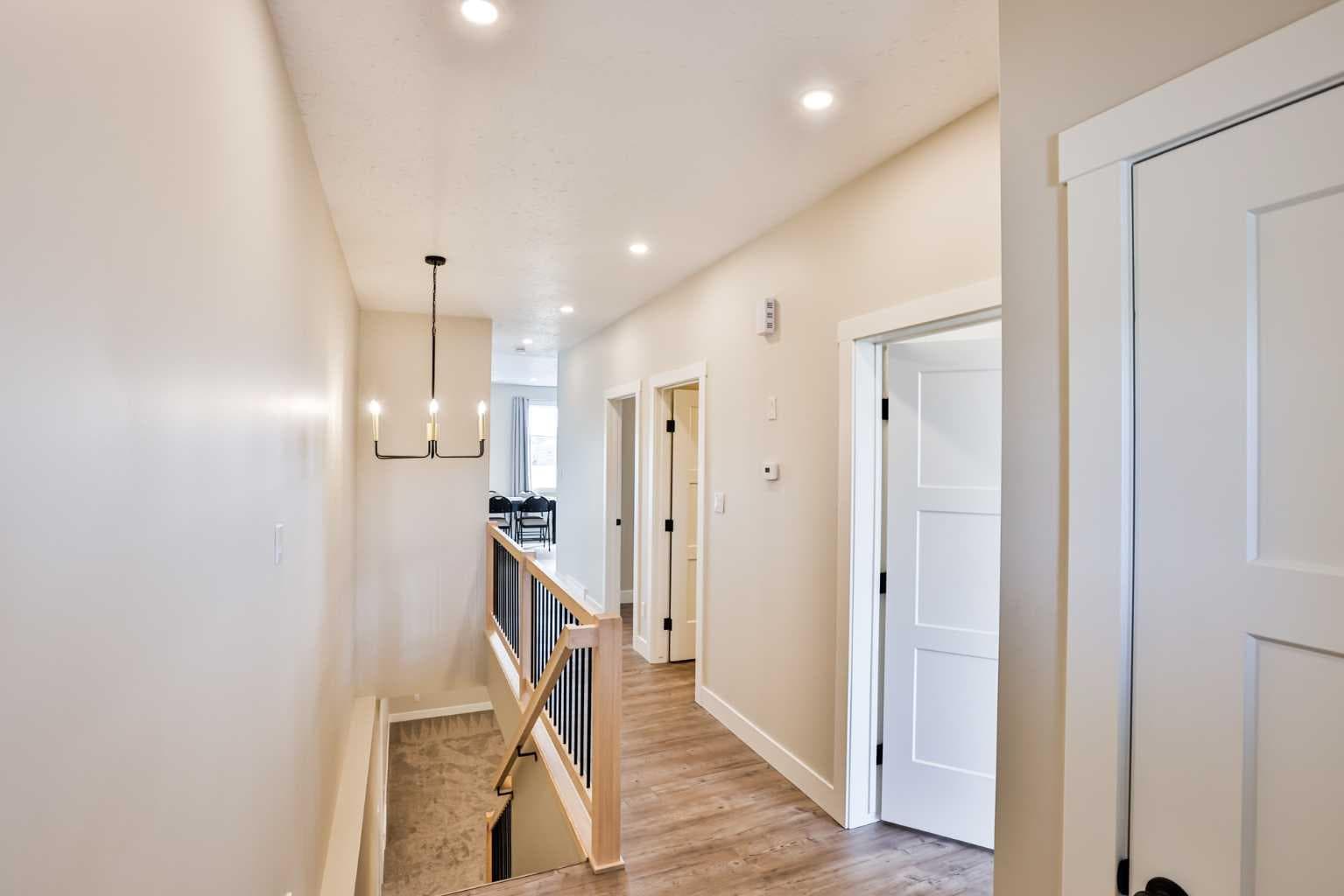 311 S 100 W — photo 2