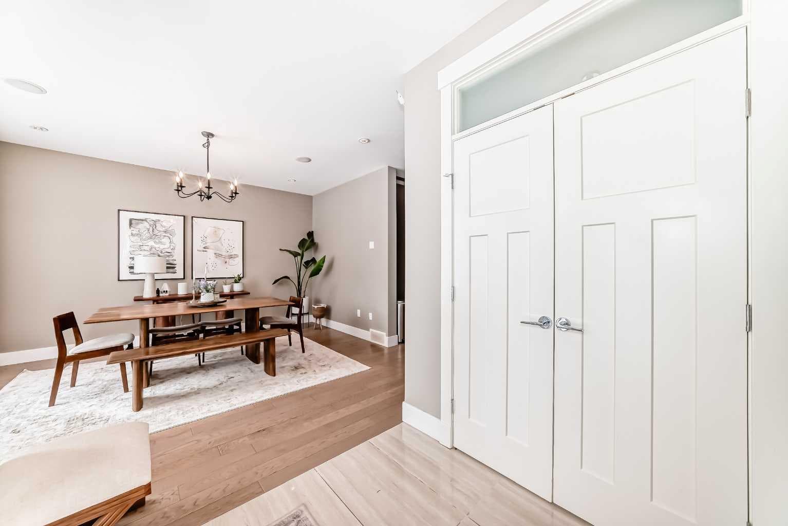 2117 51 Avenue SW — photo 3