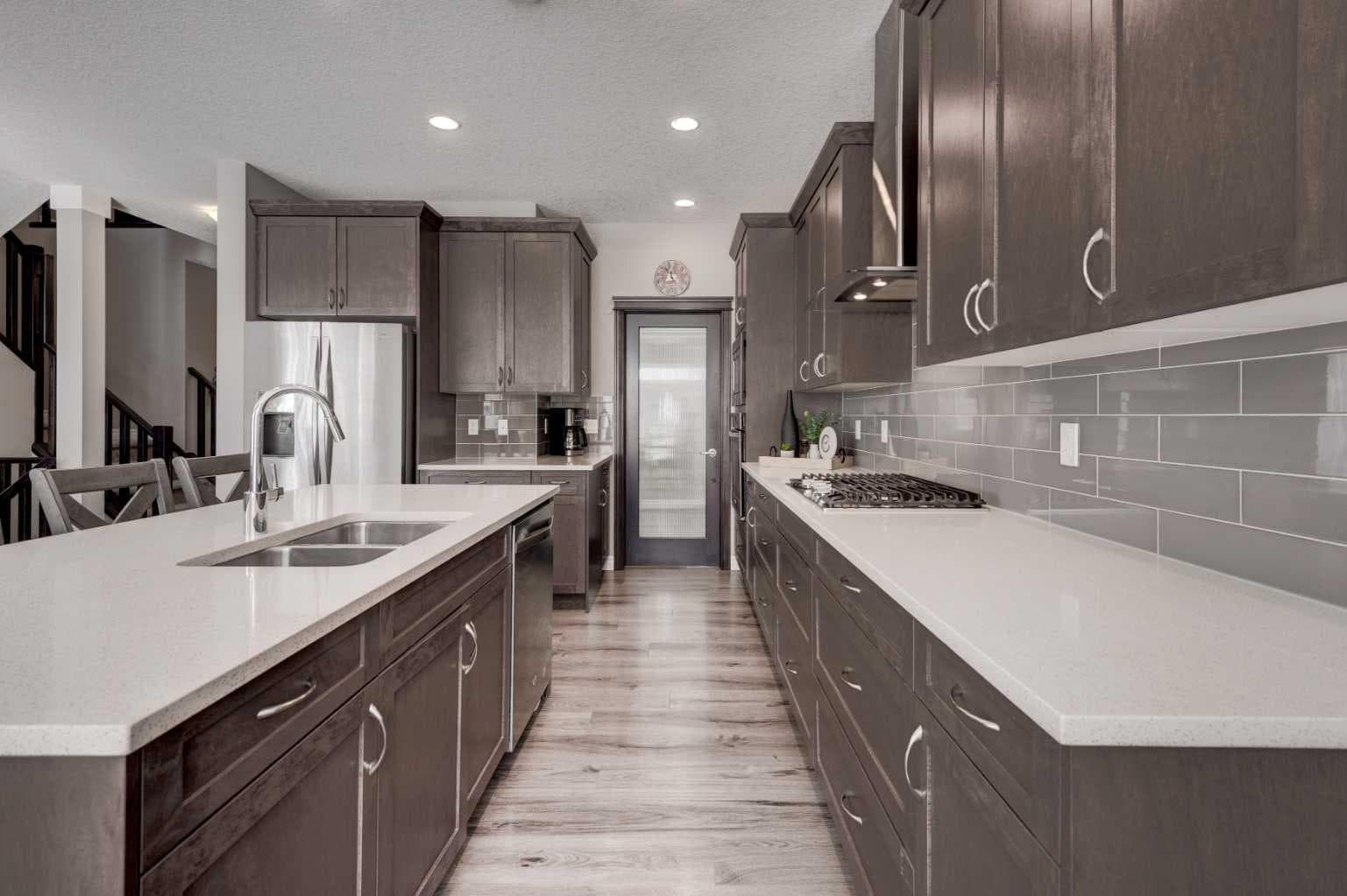 255 Riviera Way — photo 5