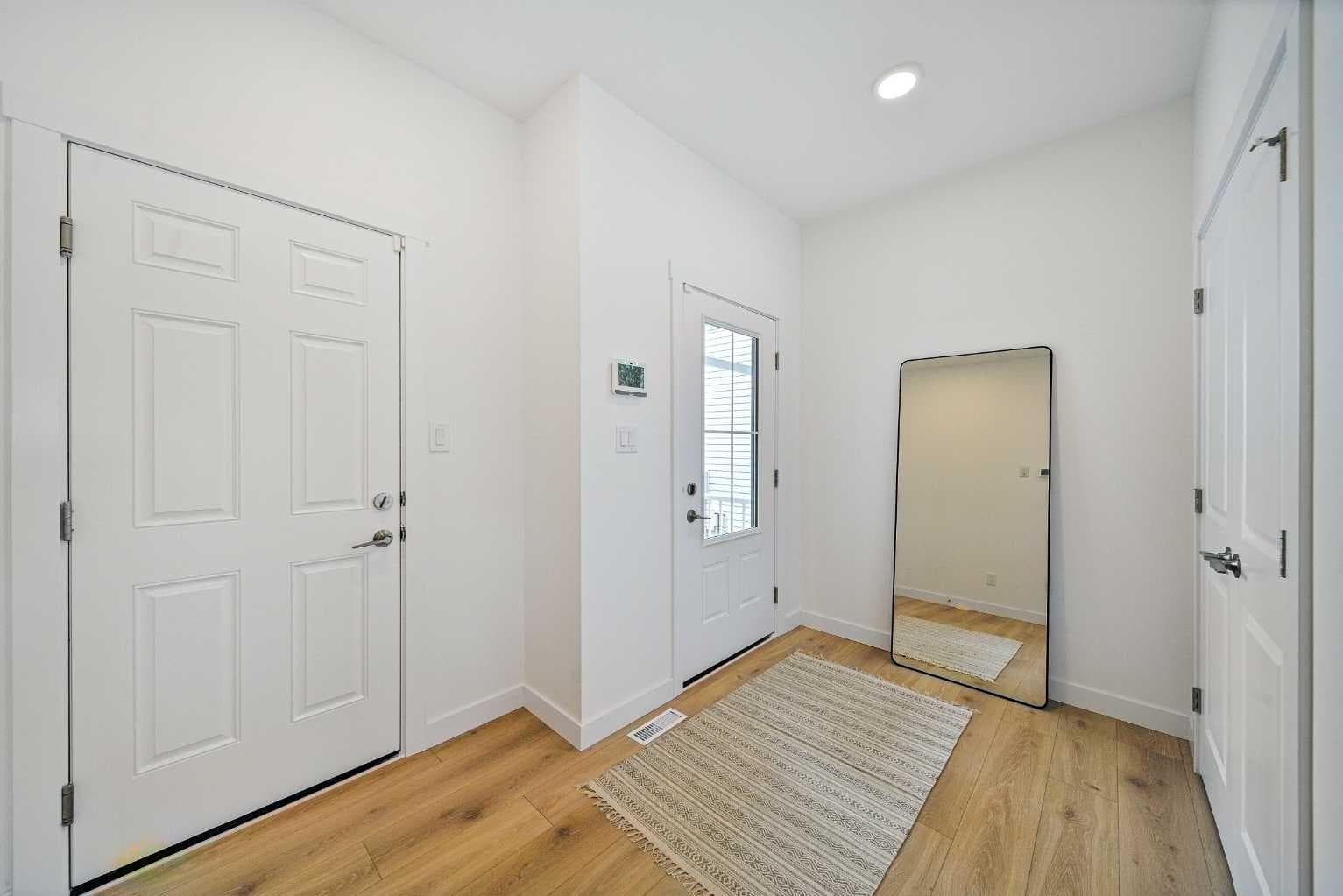 517 Ranch Green — photo 2