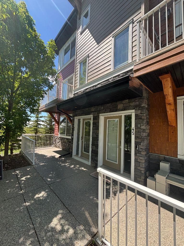 43, 111 Rainbow Falls Gate — photo 1