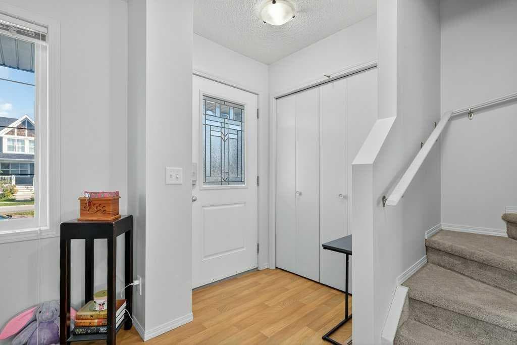 243 Redstone Drive NE — photo 4