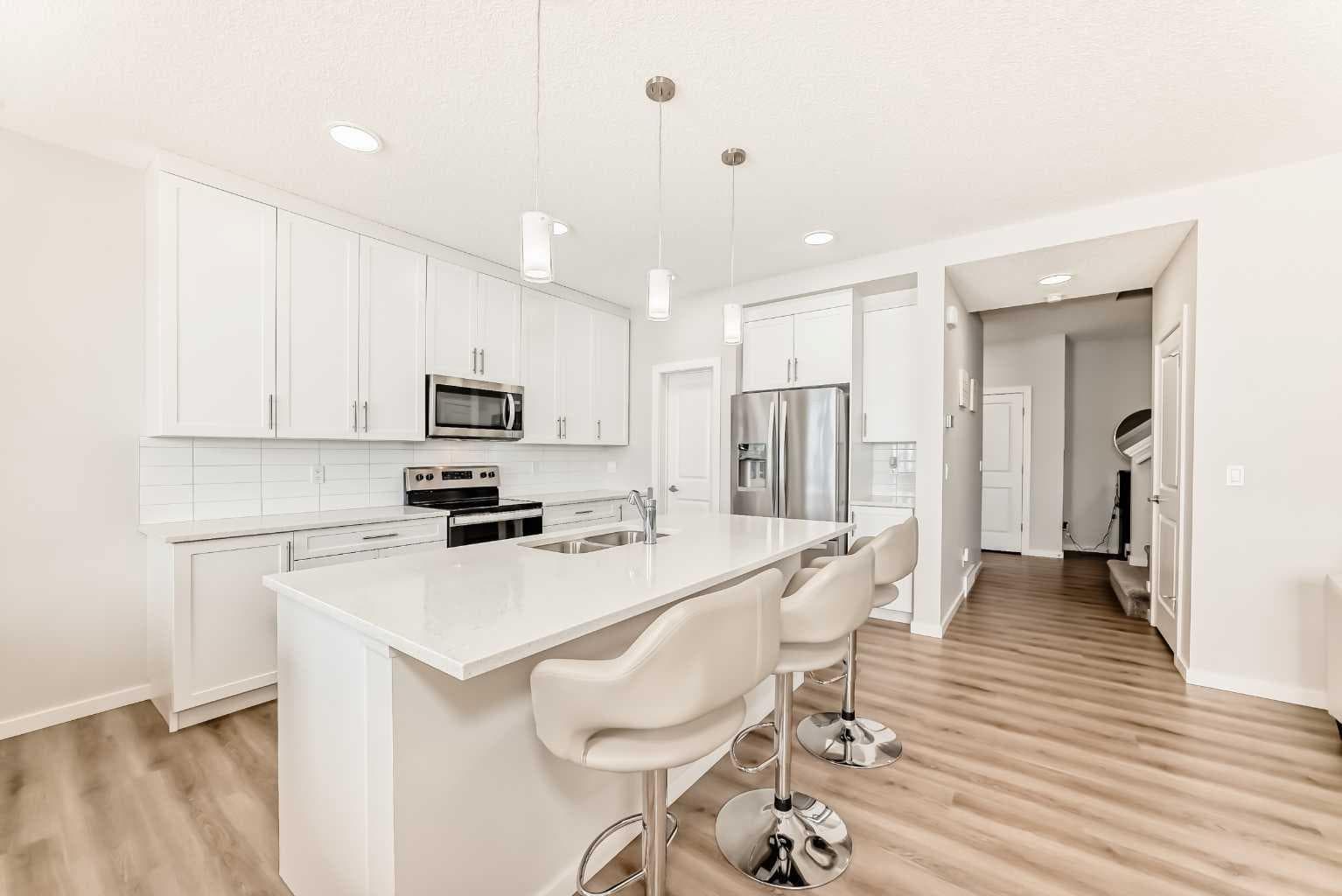 464 Lawthorn Way SE — photo 4