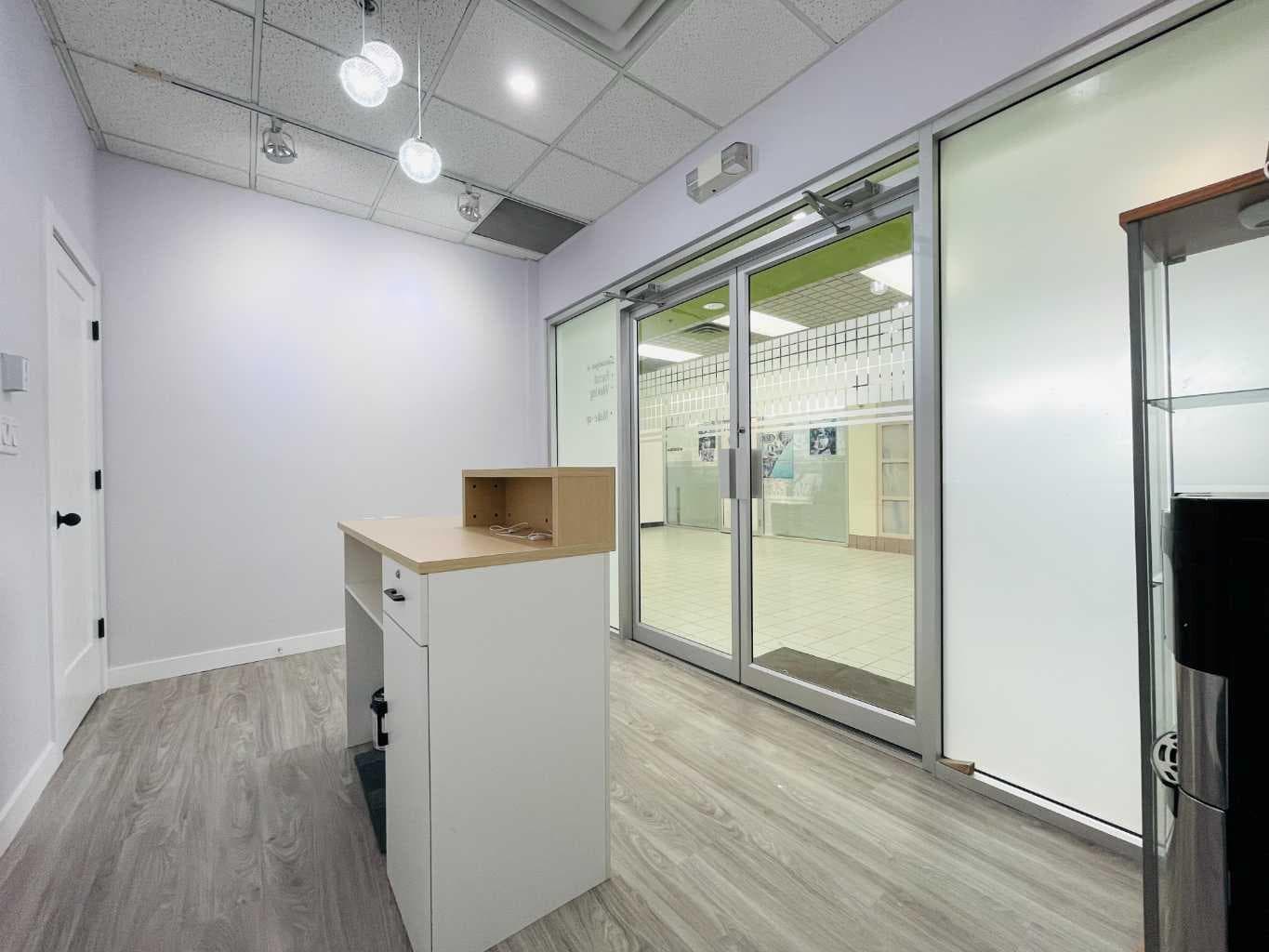 1623 Centre Street NW — photo 5