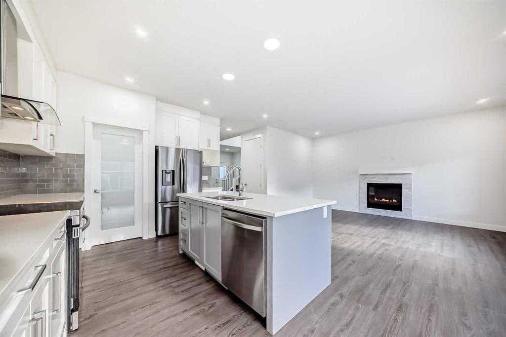 772 Edgefield Crescent — photo 4