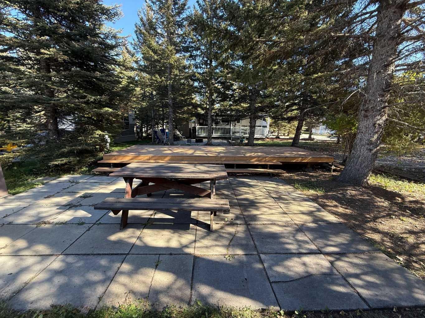 6 TIMBER AVENUE, 5230 27 Highway — photo 4