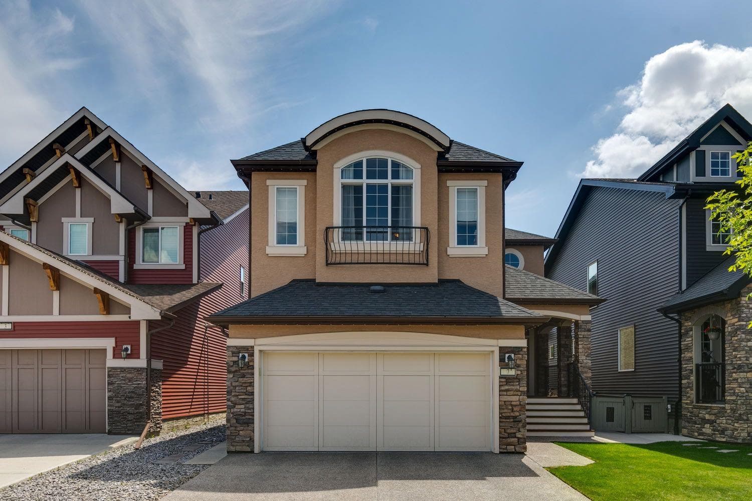 7 Cooperstown Place SW — photo 2