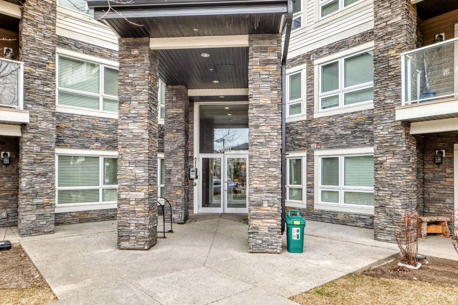 2312, 240 SKYVIEW RANCH Road NE — photo 4