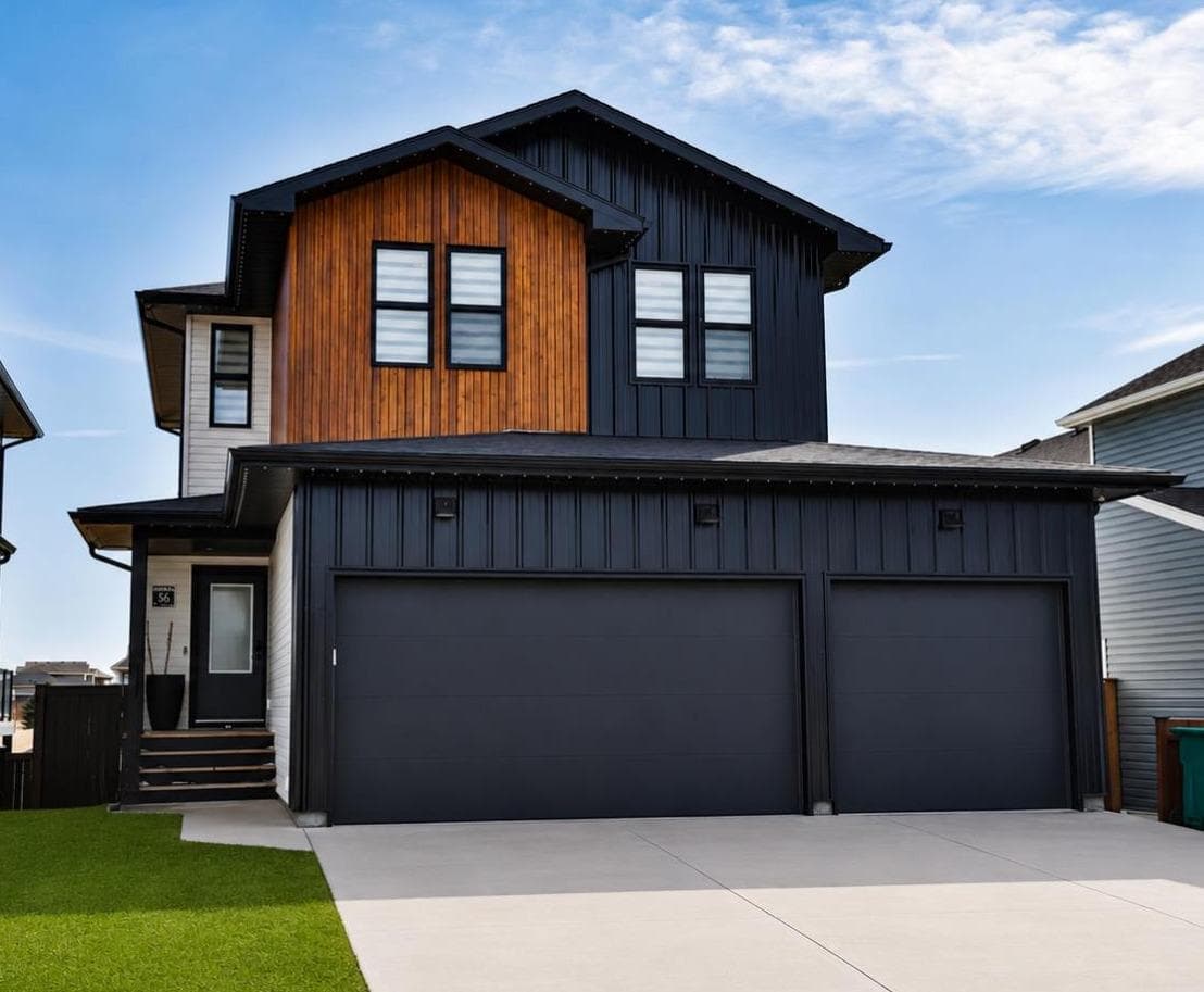 56 Greywolf Road N — photo 1