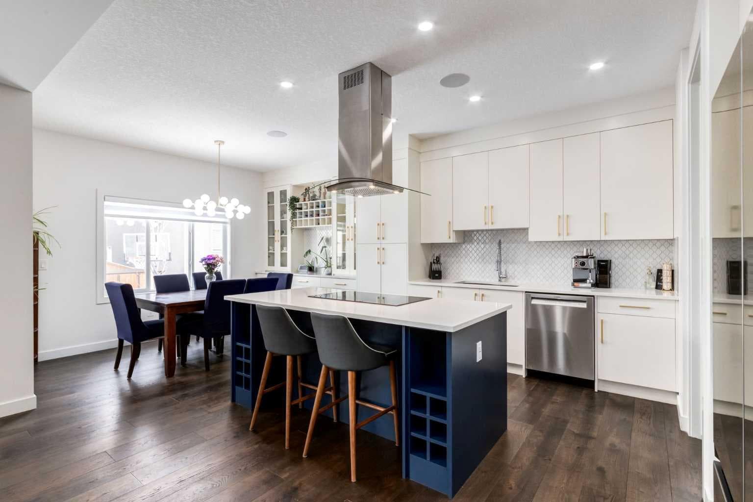 305 Kinniburgh Cove — photo 3