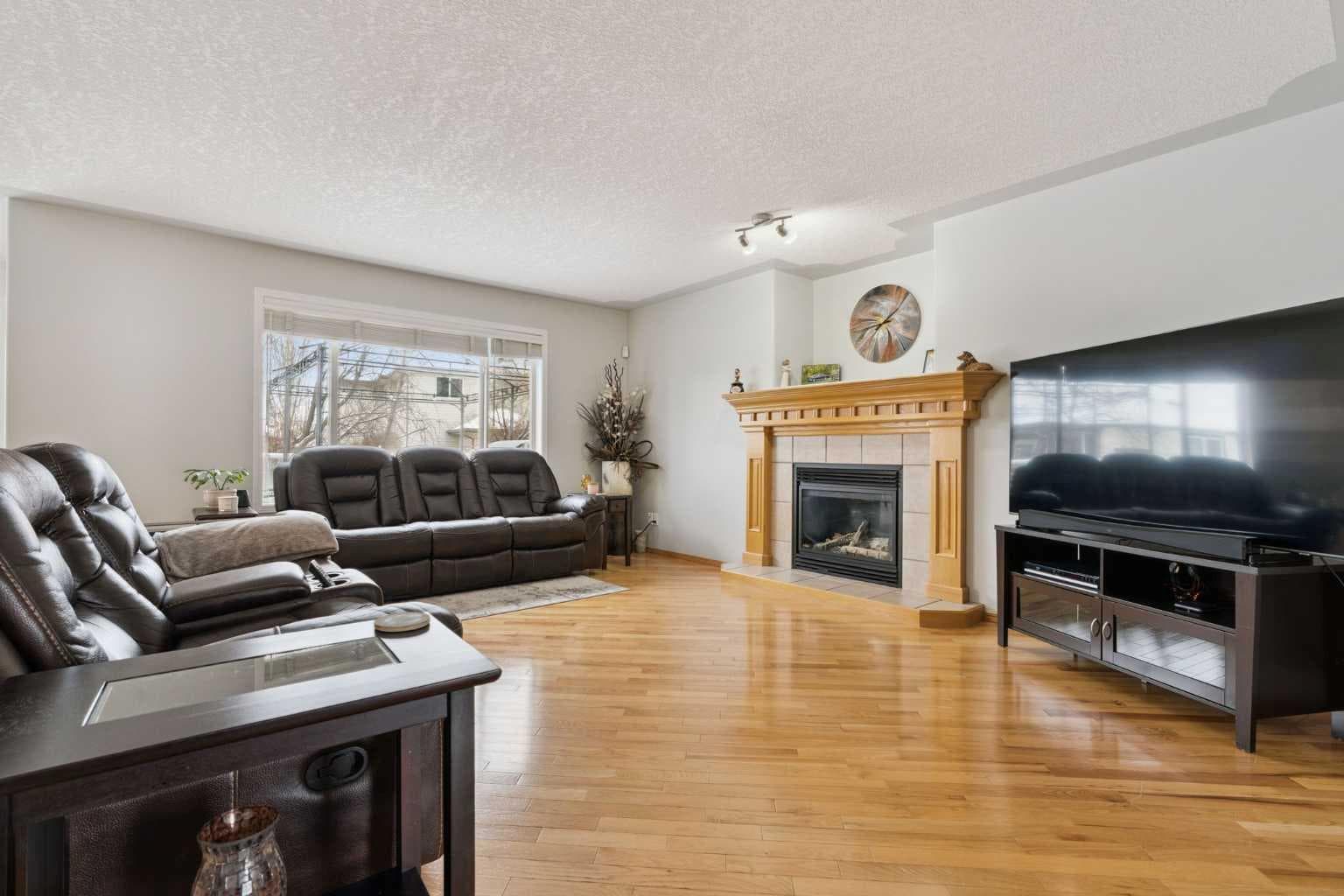 115 Cove Crescent — photo 5