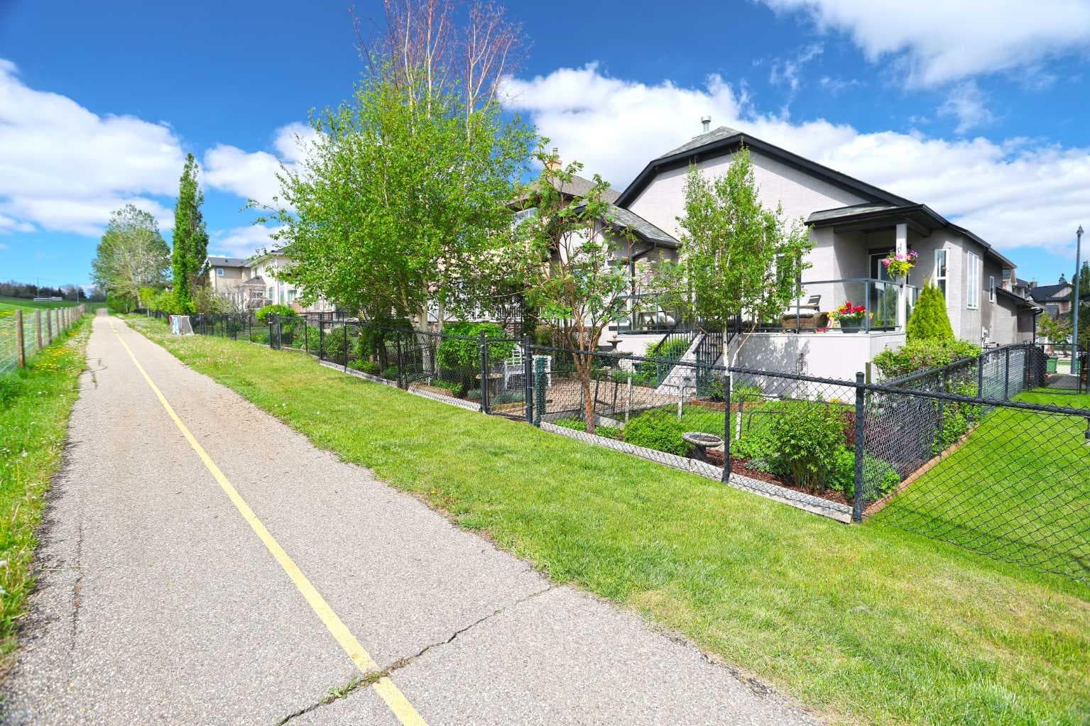 92 Sherwood Rise NW — photo 4