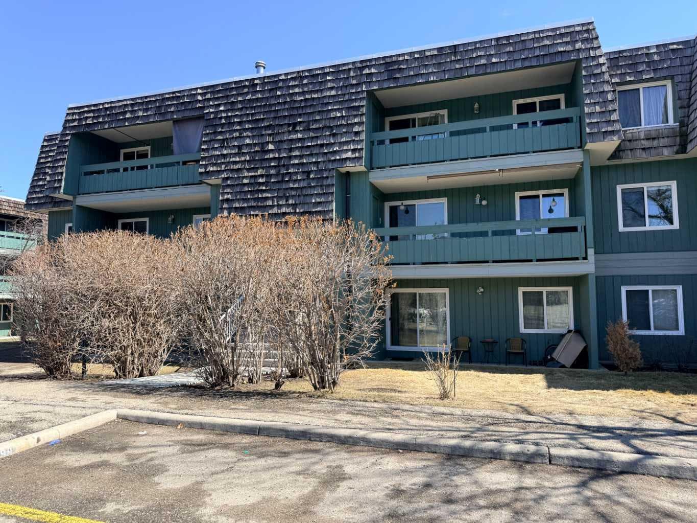 5111, 315 Southampton Drive SW — photo 1
