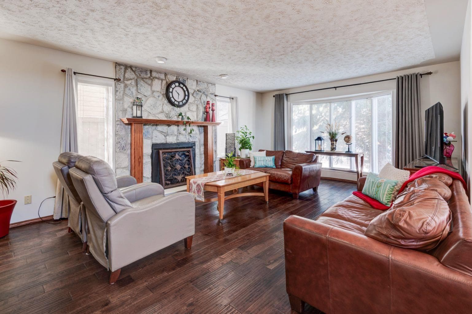 4 Cedargrove Way SW — photo 4