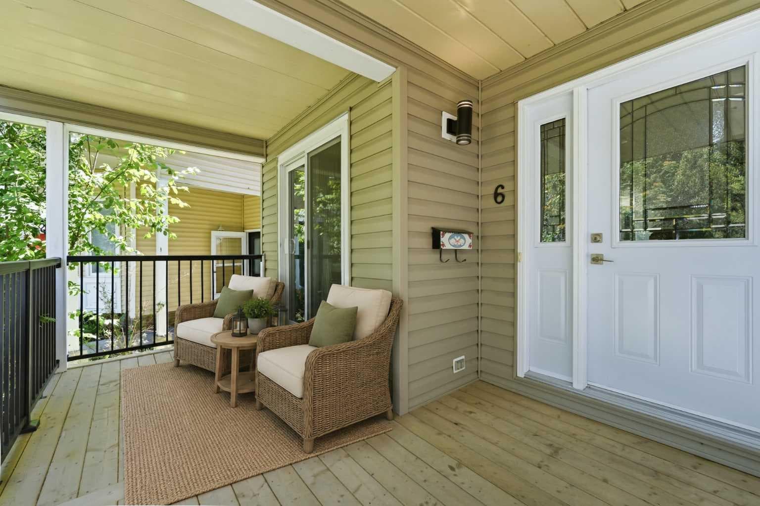 6 Mckernan Place SE — photo 2