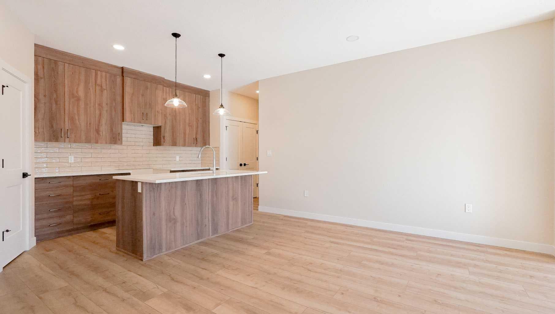 242 Parkview Lane W — photo 5