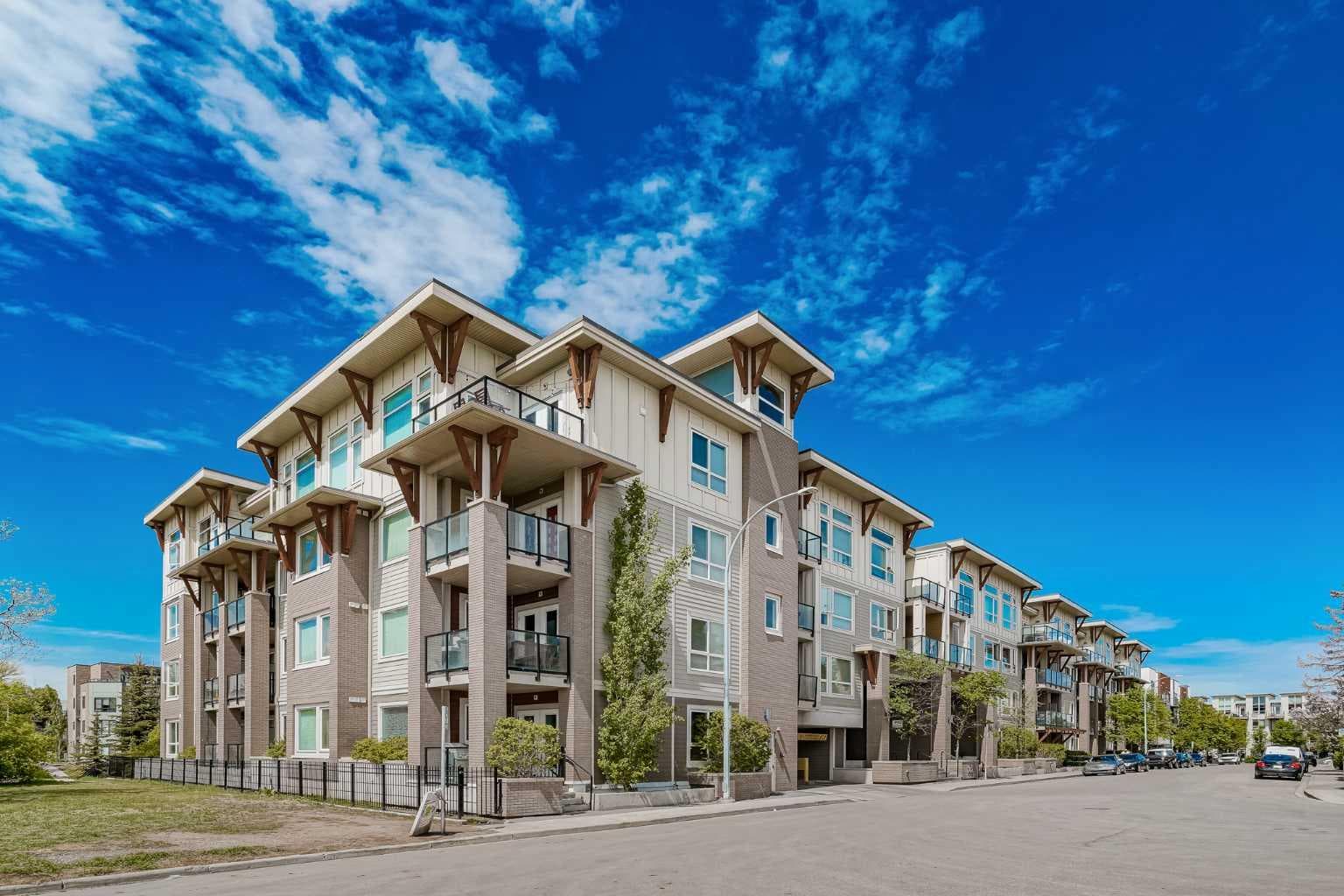 Apartment in Renfrew
