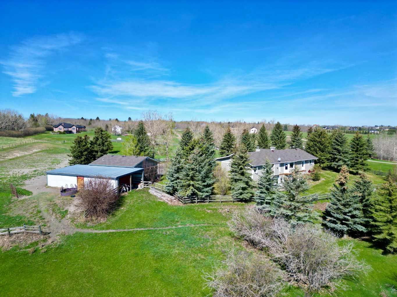 260048 Bearspaw Road — photo 3