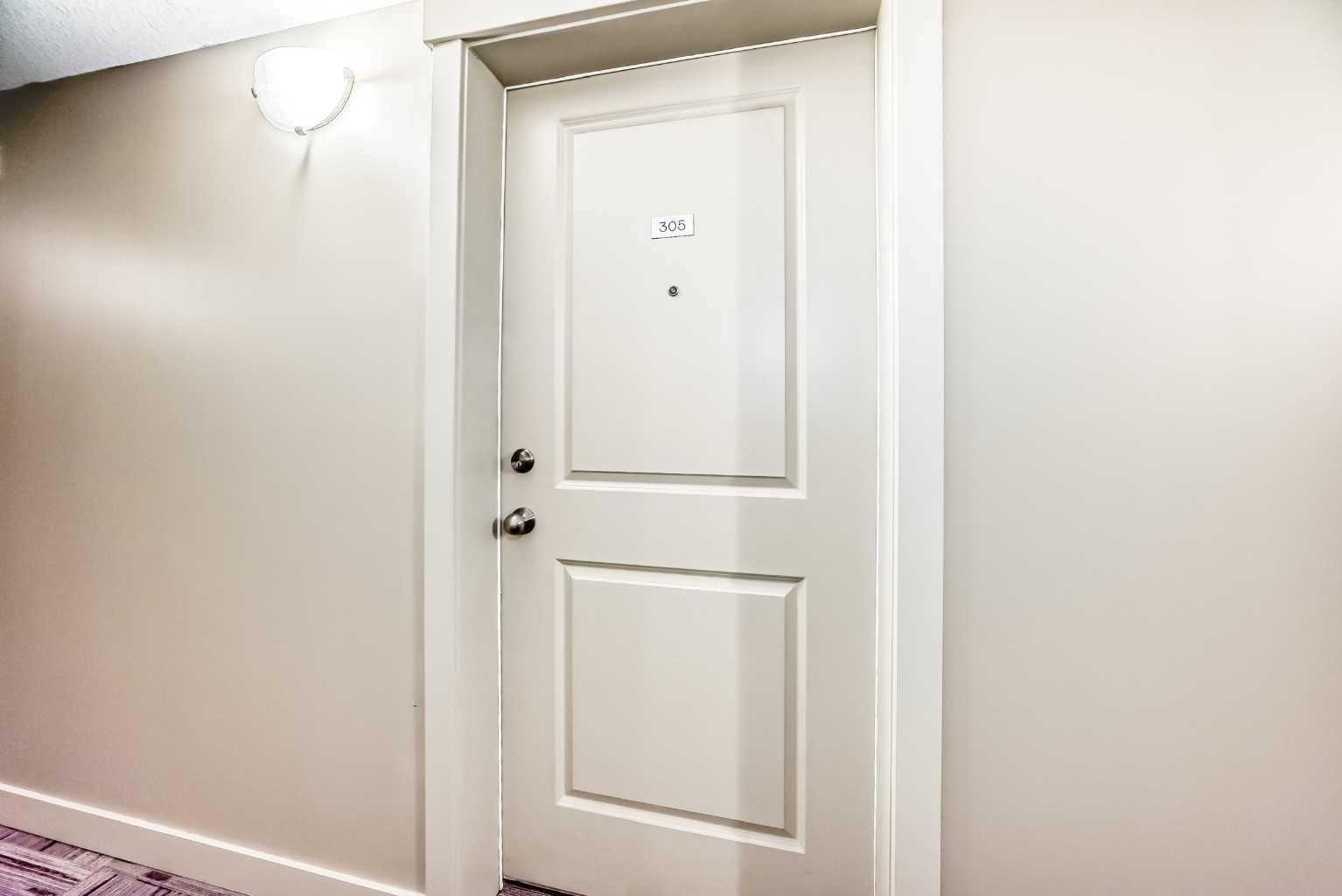 1305, 403 Mackenzie Way SW — photo 4