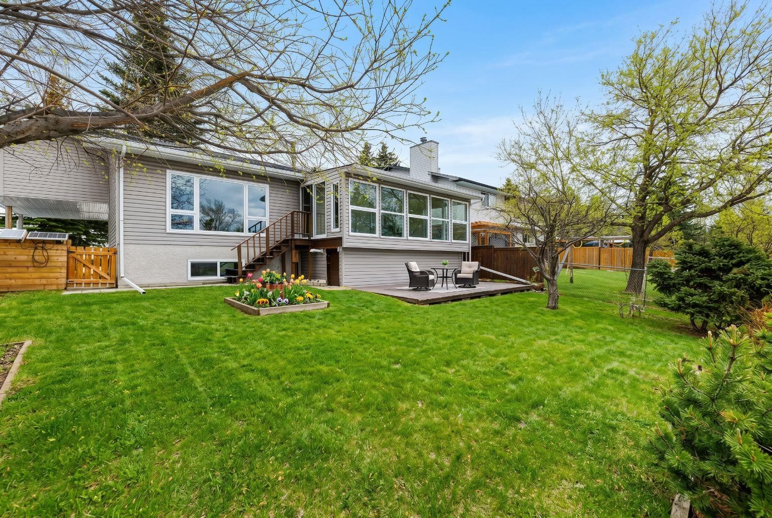 38 Sundance Place SE — photo 1