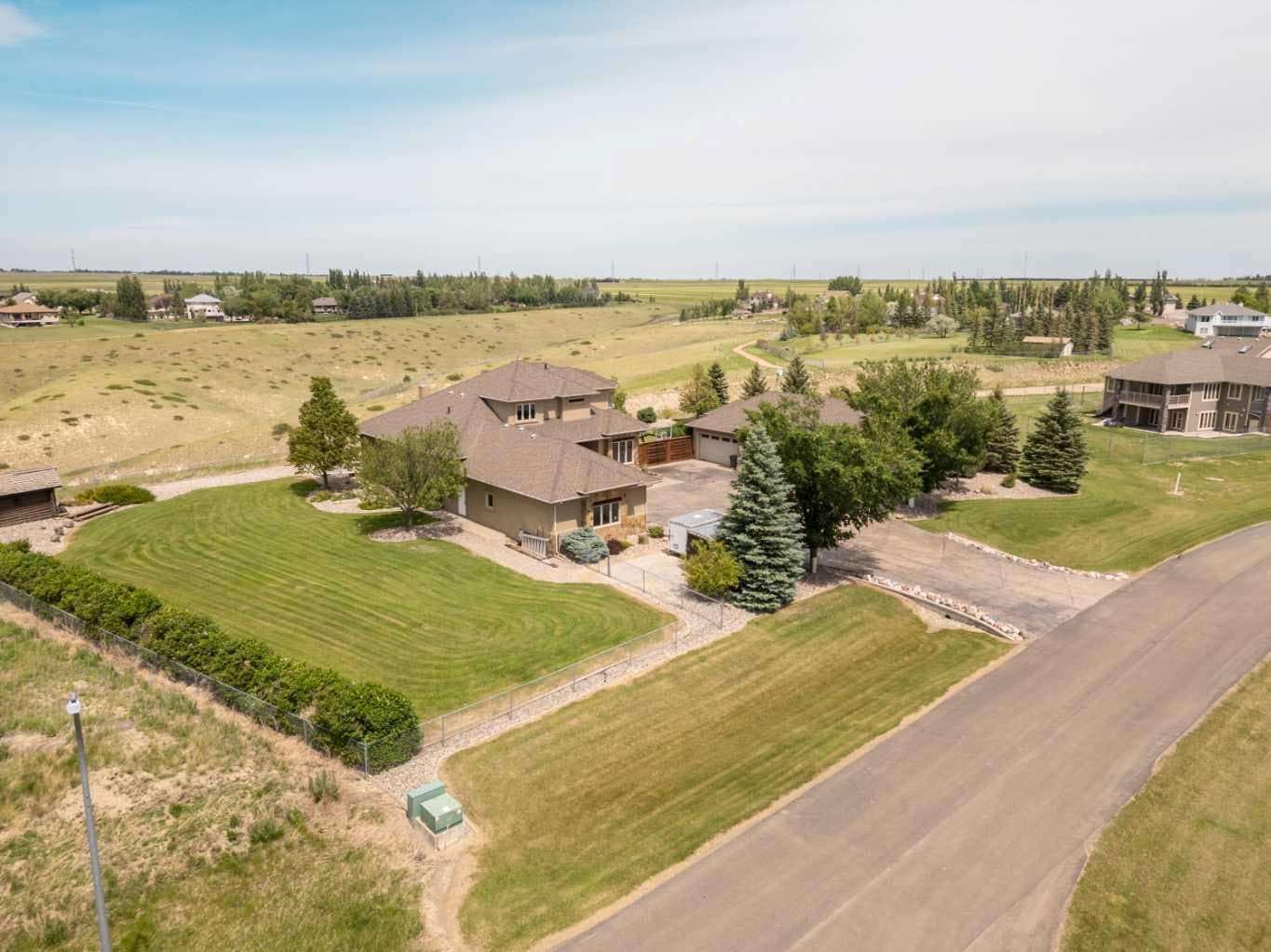 402 Meadow Lark Drive W — photo 3
