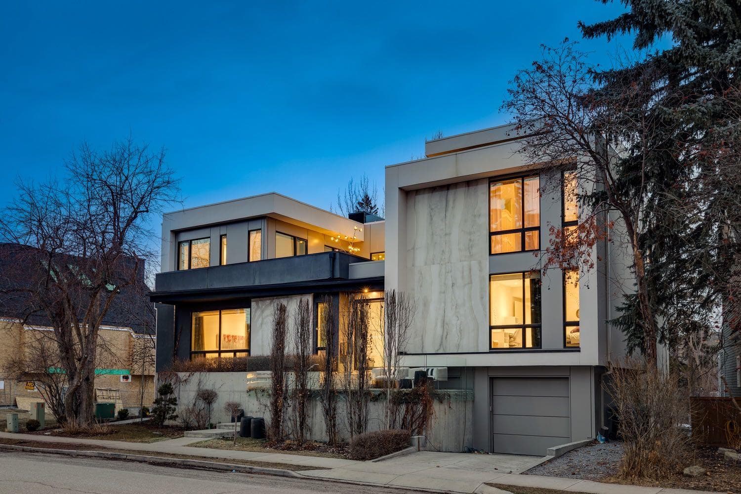710 Rideau Road SW — photo 3