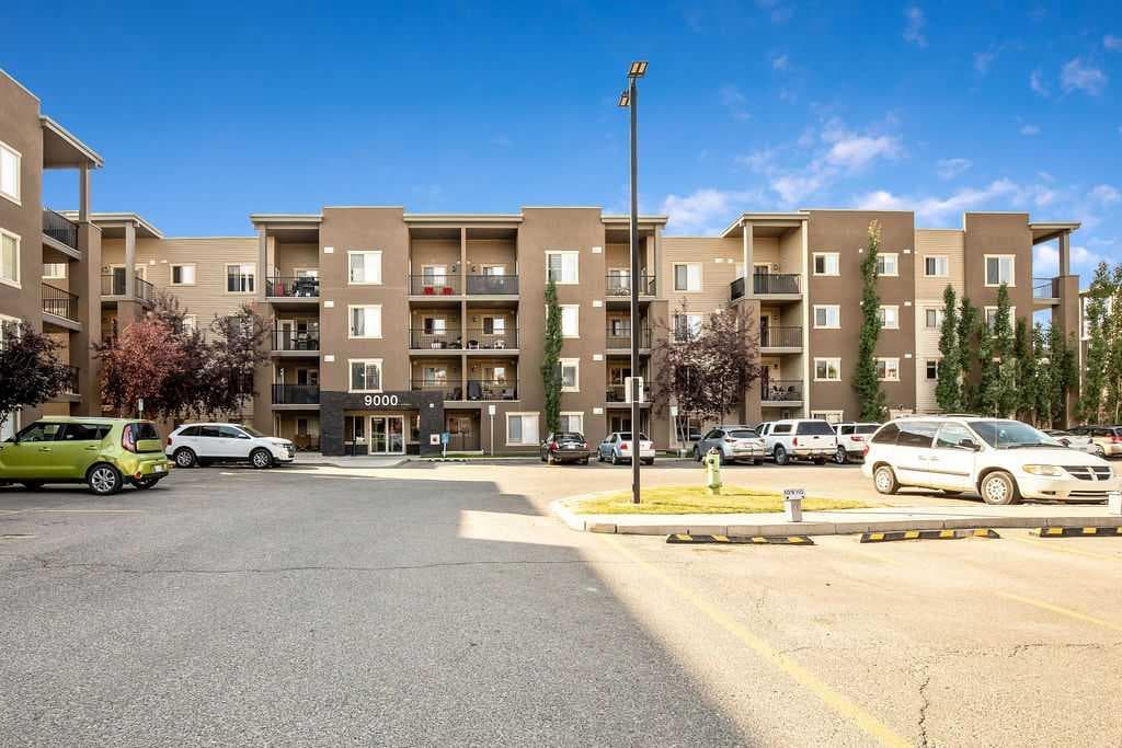 9410, 403 Mackenzie Way SW — photo 2