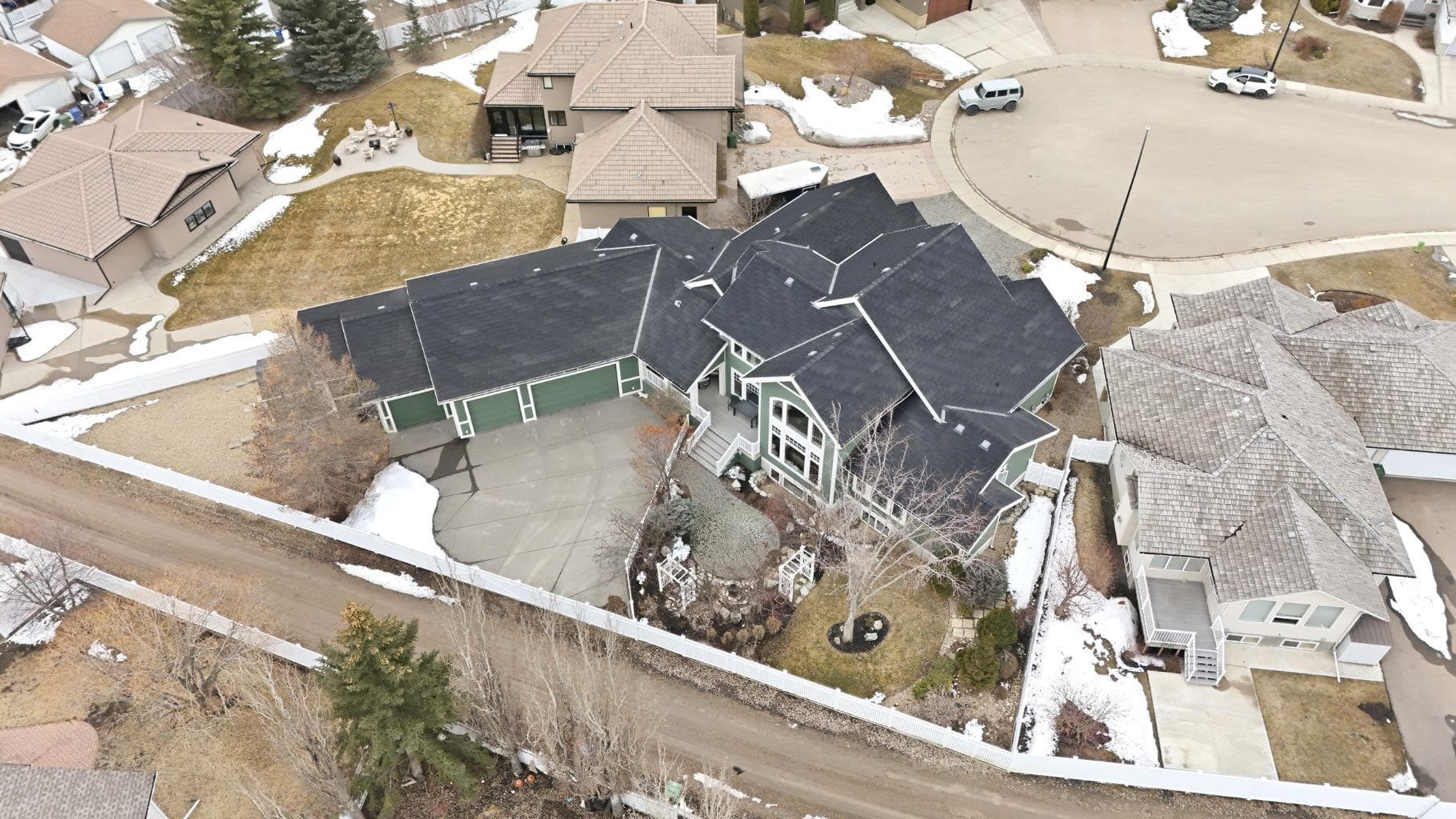 31 Ashley Close — photo 2