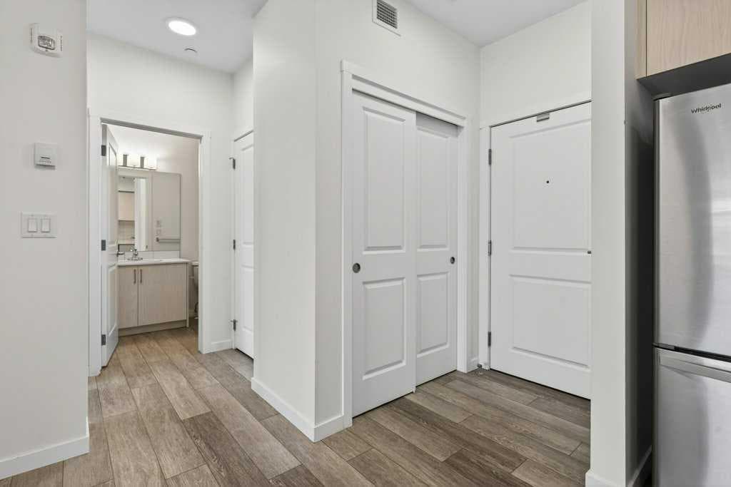3218, 3727 Sage Hill Drive NW — photo 3