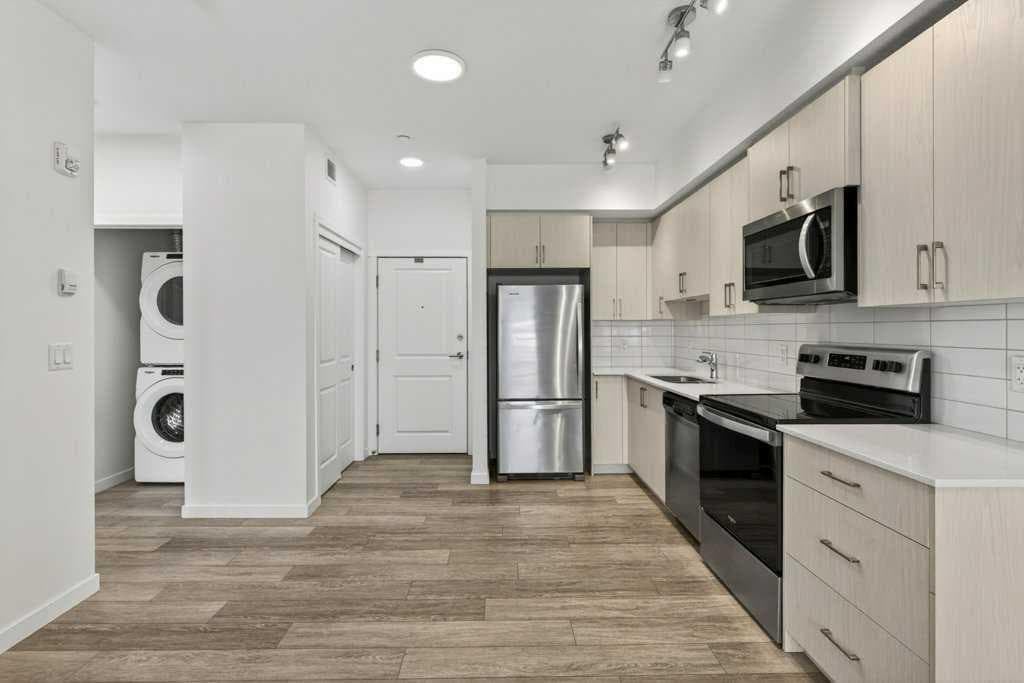 3218, 3727 Sage Hill Drive NW — photo 5